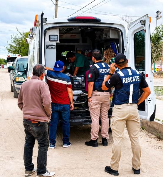 Salud Municipal lleva atención médica y medicamentos a colonias afectadas por lluvias