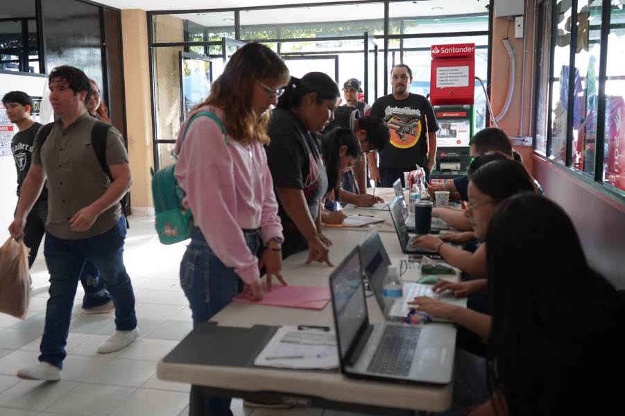 Reúne Expo Empléate 2026 a 2 mil personas en busca de trabajo en Juárez