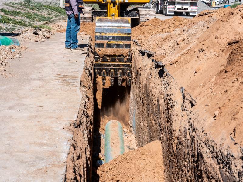 Reubica JMAS 400 metros de drenaje por construcción del paso inferior Las Torres-Talamás