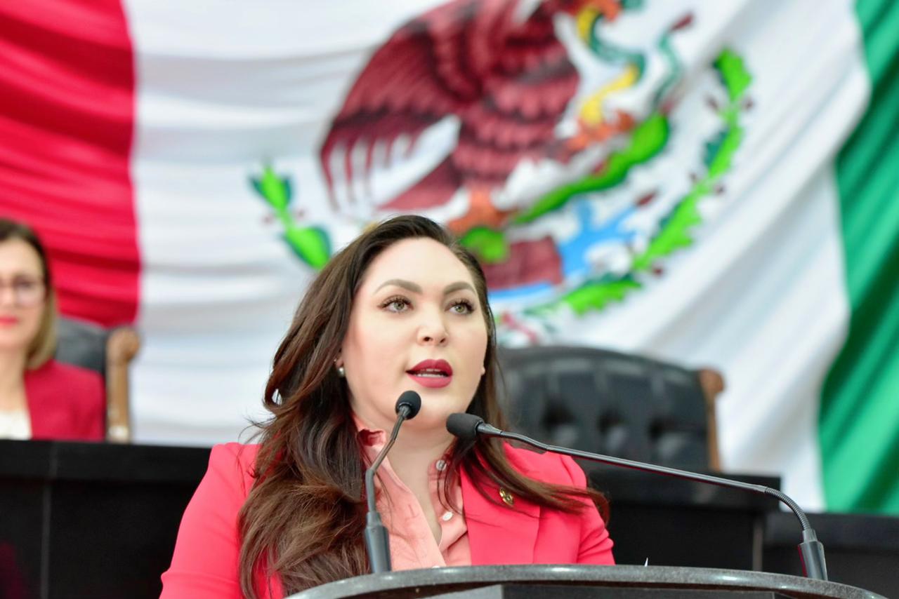 Pide Congreso oficina federal de apoyo para los tramites de asilo para los migrantes.