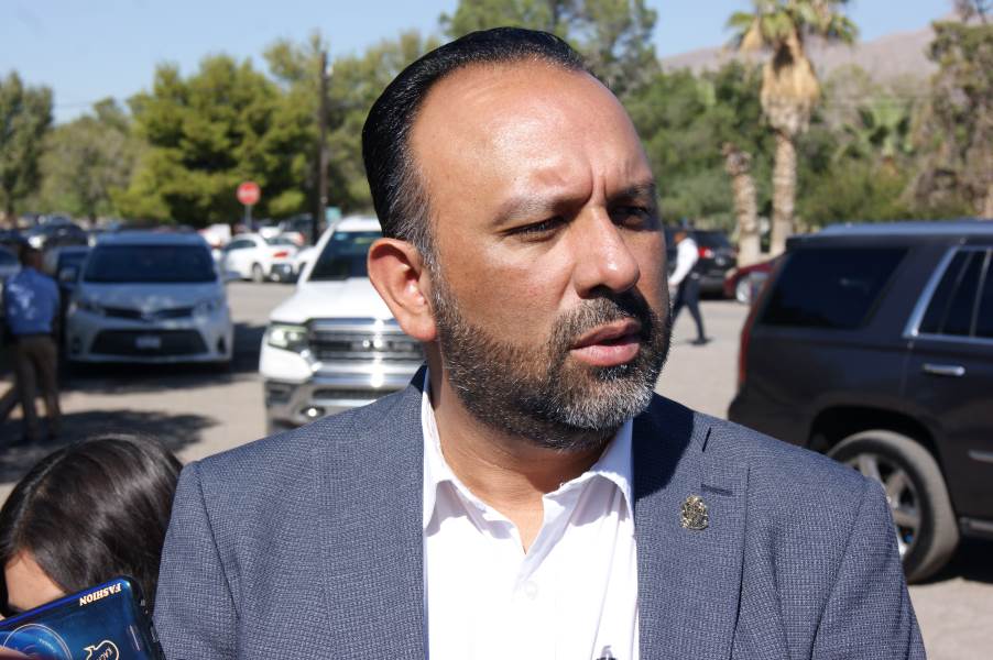 Ofrecen grupos de ciudadanos acopio de víveres para damnificados por Huracán Otis.