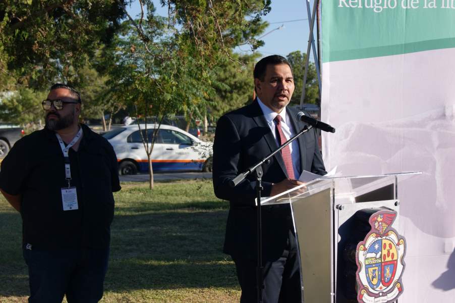 Recibe  Servicios Públicos grúa hidráulica telescópica