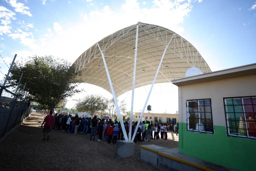 Entrega Presidente Pérez Cuéllar obras de equipamiento escolar por casi 6 mdp