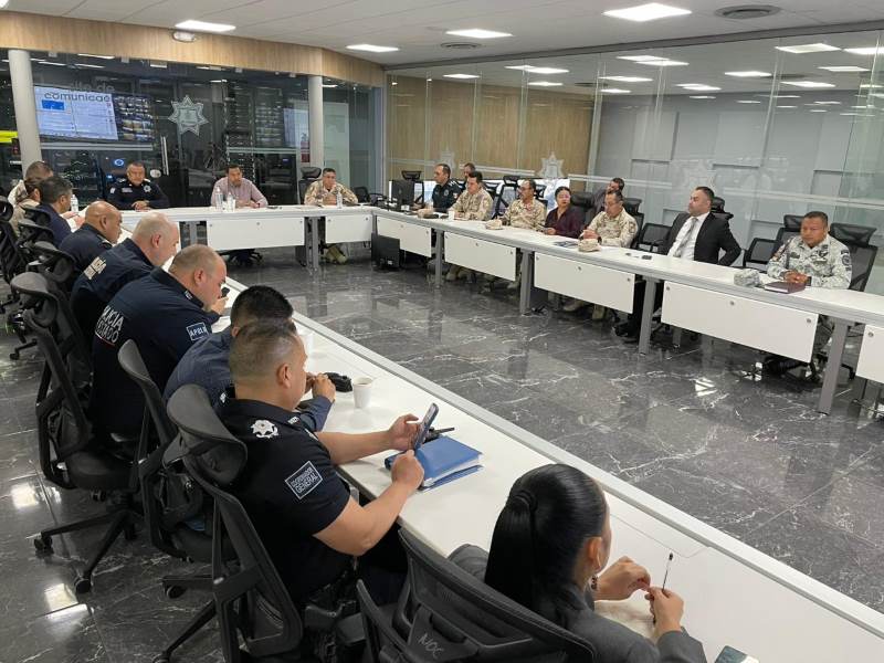 Destacan en la mesa e seguridad, las detenciones de prófugos de la justicia, aseguramiento de armas y drogas