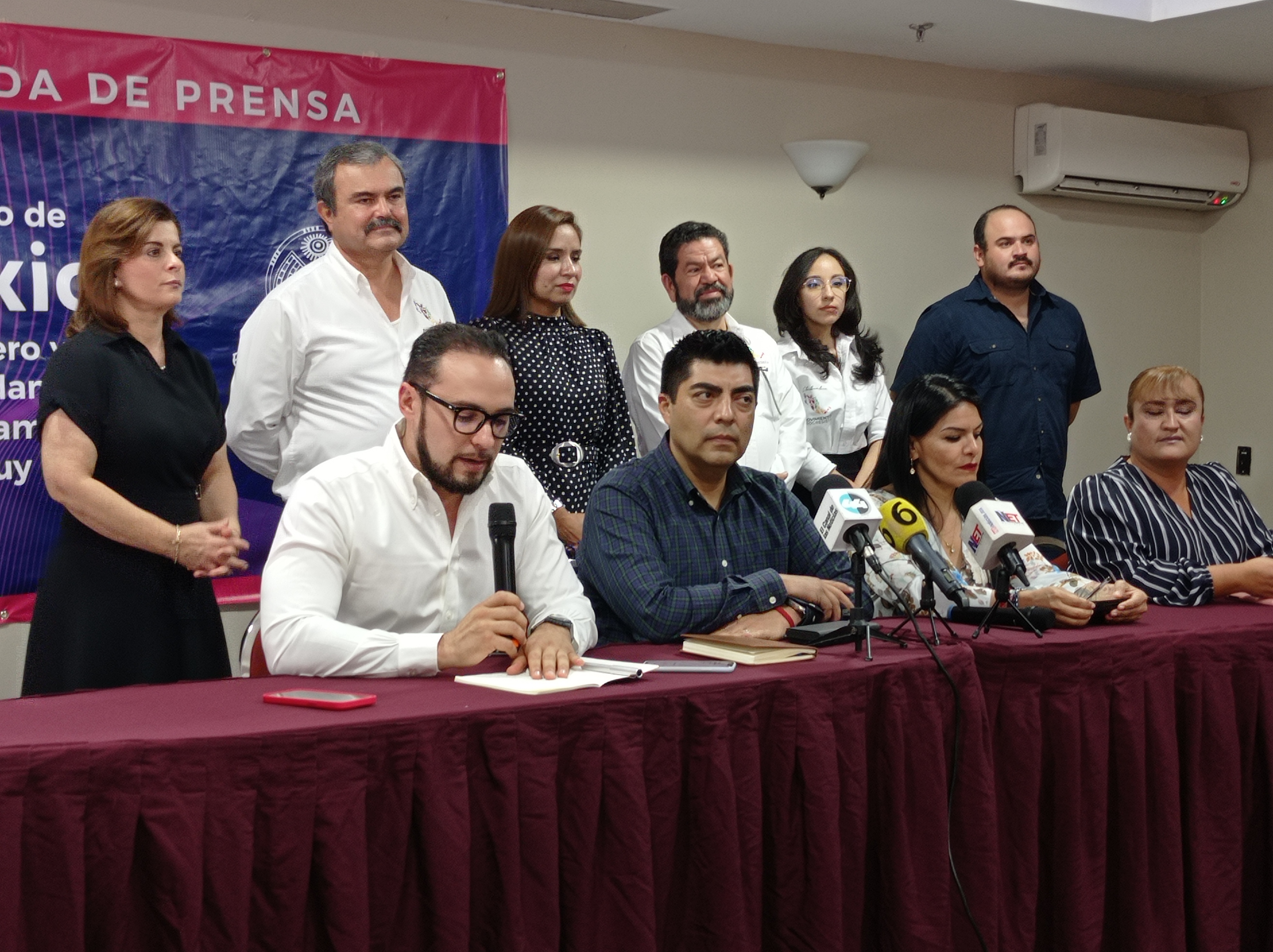 Inicia registro de asociación civil de Marcelo Ebrard.