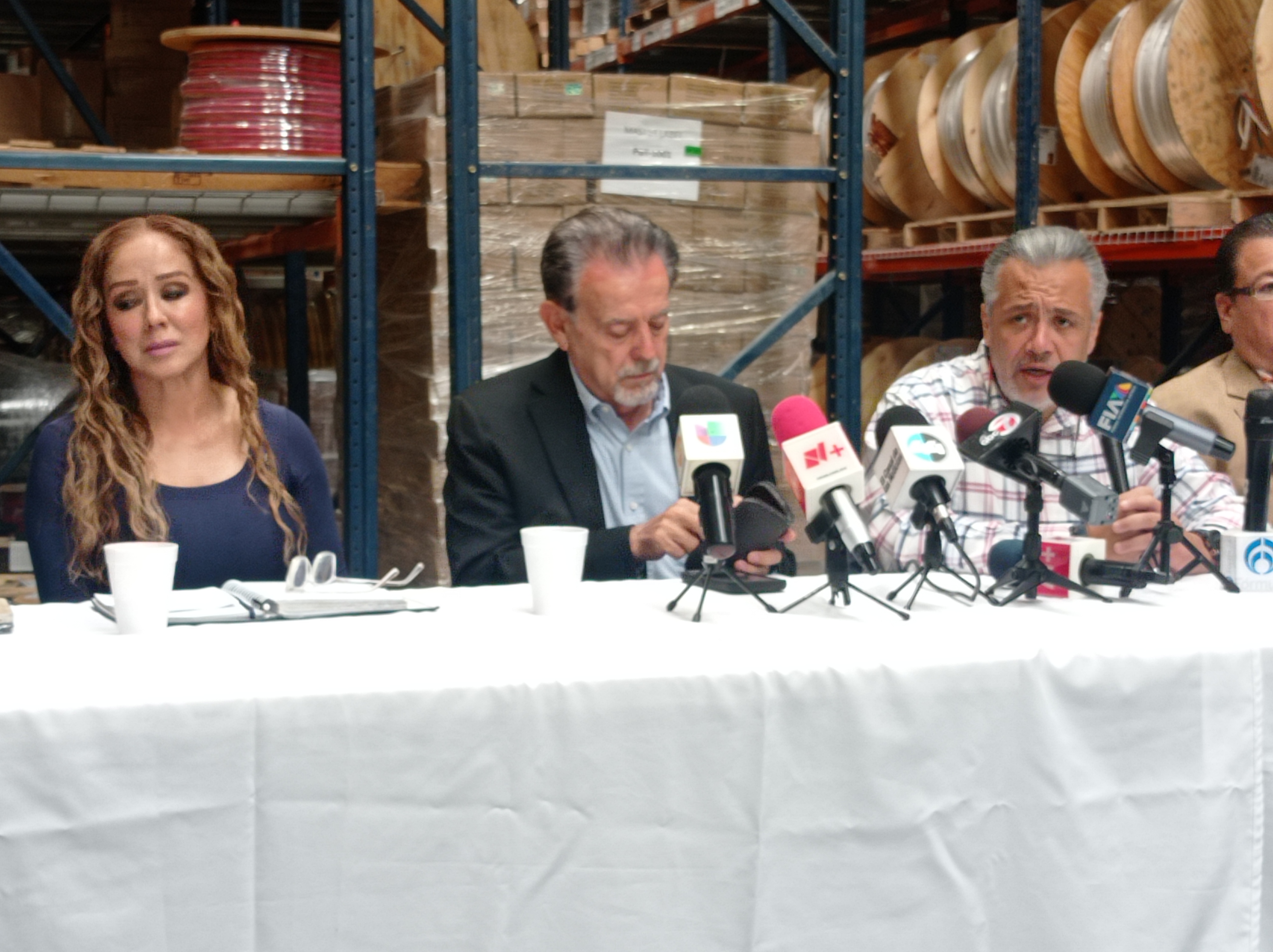 Gobernadora llamó a la integración de un bloque para presionar.