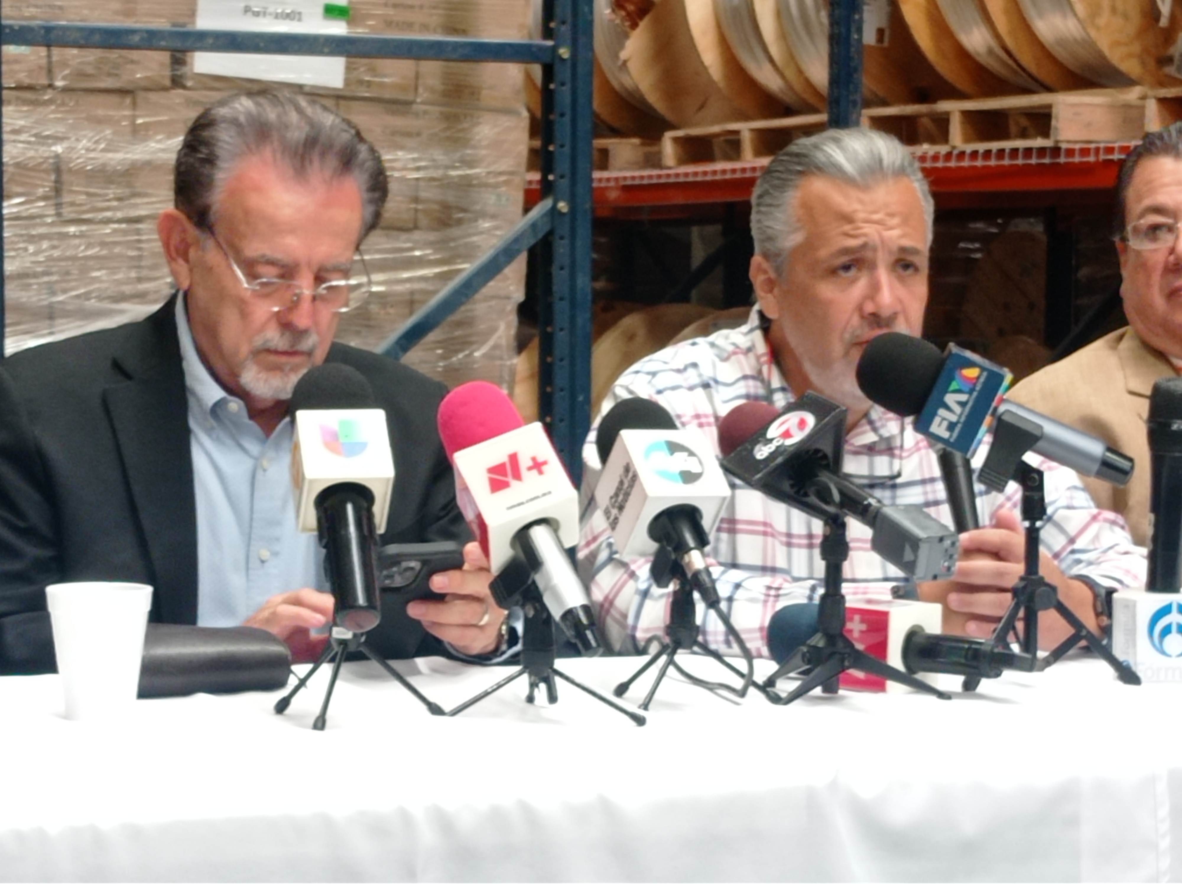 Piden freno a los puntos de revisión de camiones en Texas.