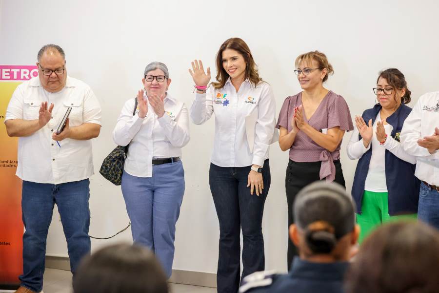 Asiste presidenta del DIF Juárez a cierre del taller de Prevención de Acoso Escolar
