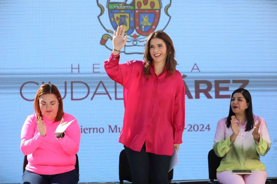 Presidenta del DIF Municipal encabezó Cruzada Rosa