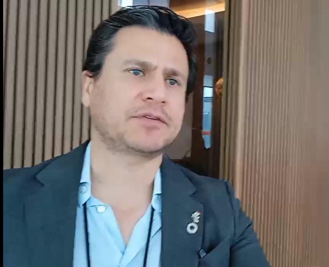 Reporta CANACINTRA despidos de empleados de nivel administrativo por contingencia en puentes.