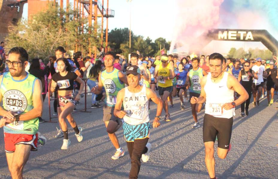 Más de 3,000 participantes en la carrera Foxconn en su primera edición