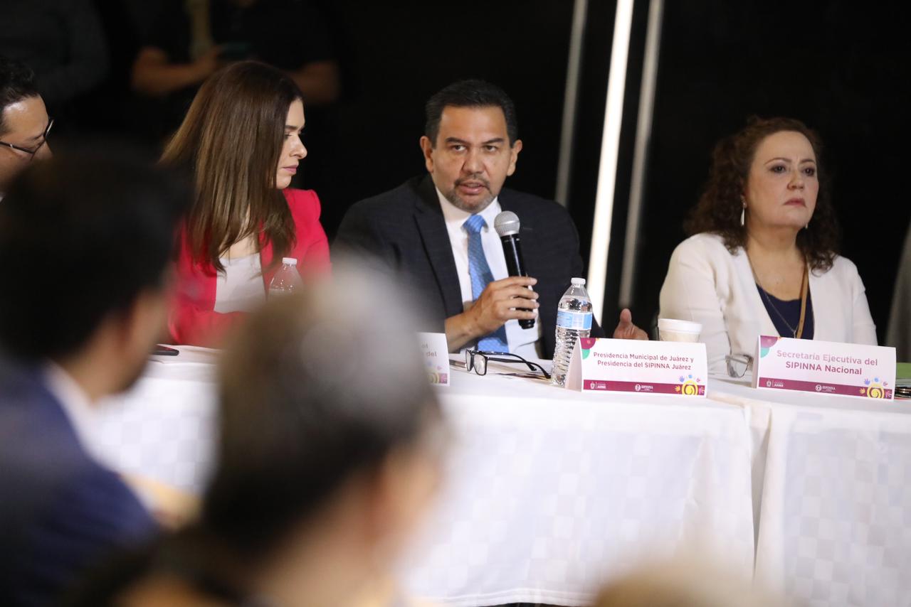 Reitera alcalde compromiso con la niñez juarense