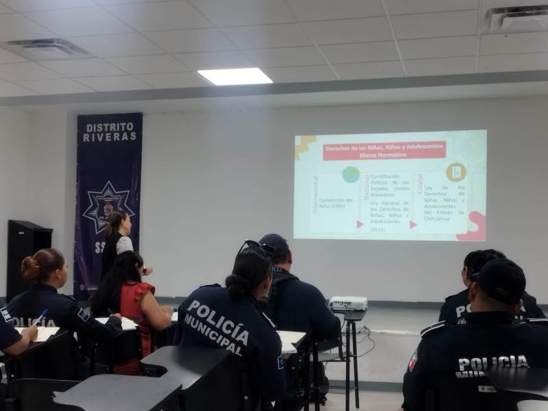 Capacitan a agentes de violencia familiar en atención a niñas, niños y adolescentes