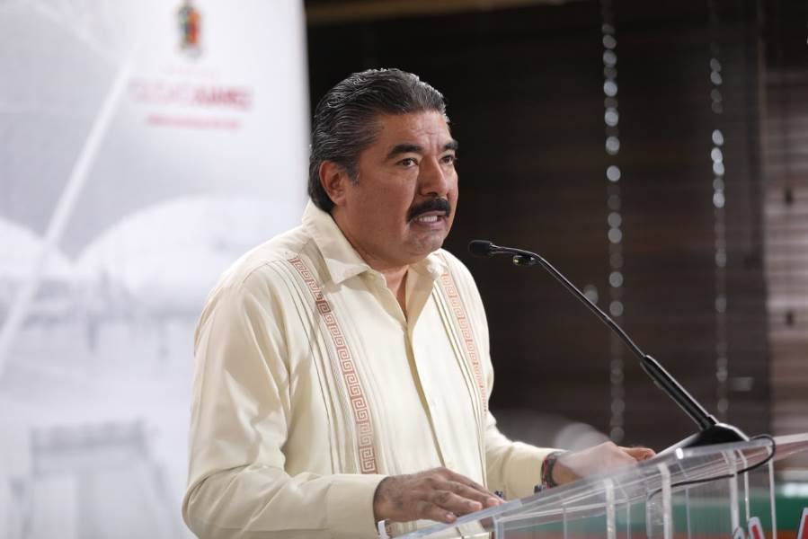 Lluvias dejan 50 árboles caídos en Juárez; Servicios Públicos mantiene operativo