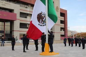 Sustituyen Bandera Nacional en la Presidencia Municipal