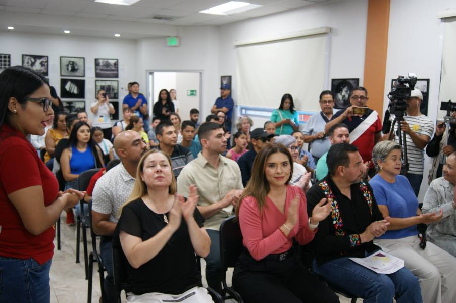 Entrega el Presidente Municipal herramientas para personas con discapacidad visual