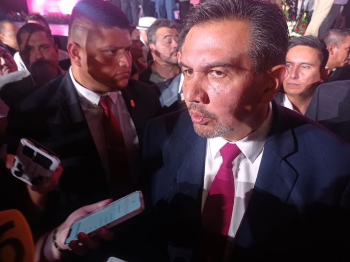 Pluralidad obliga a seguir trabajando en equipo.