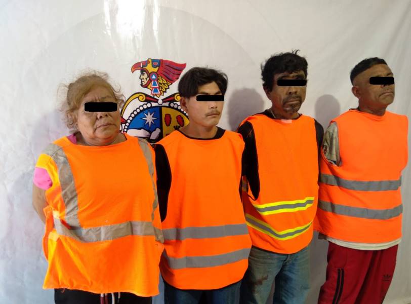 Desarman a agente policiaco y lesionan al agresor de policías