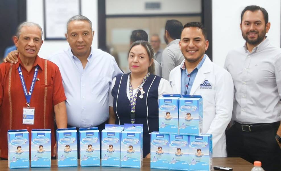 Entrega JMAS donativo de suero a secretaría de salud zona norte