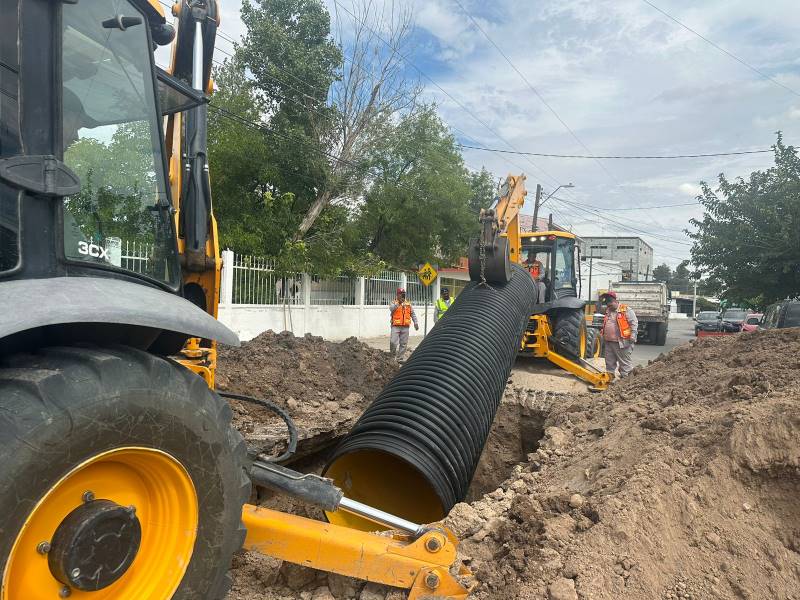 Repara JMAS hundimiento en la colonia Reforma