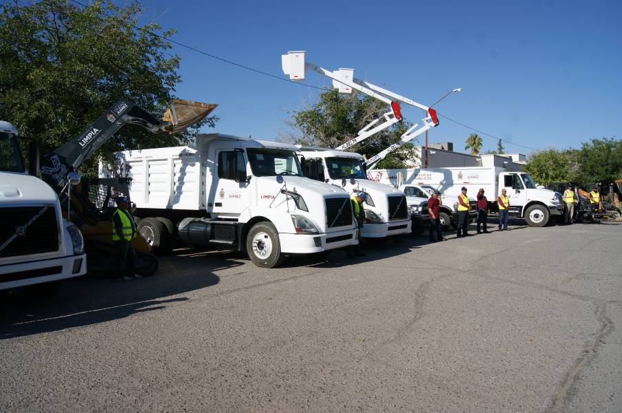 Entregó alcalde 34 millones de pesos en equipamiento a Servicios Públicos
