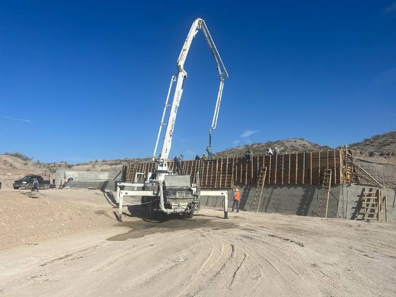 Avanza construcción de Presa Puerto la Paz