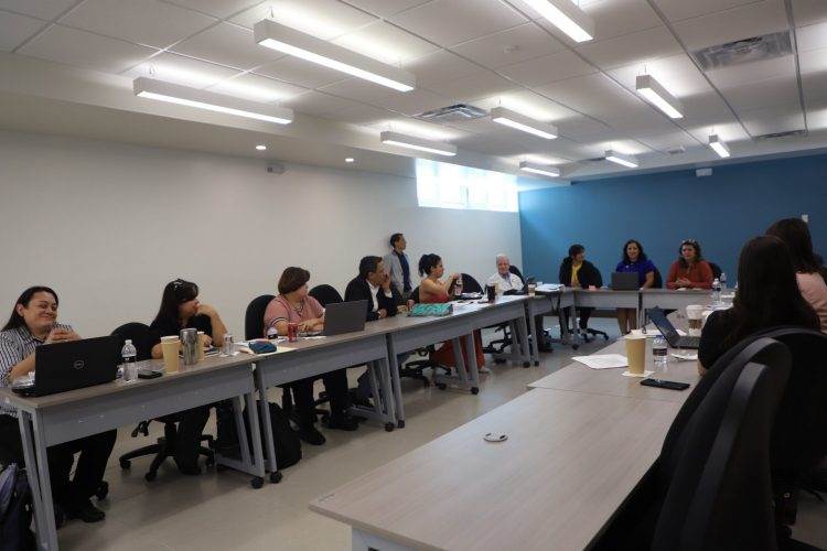 UACJ sede de reunión interinstitucional para formación y servicio social en salud