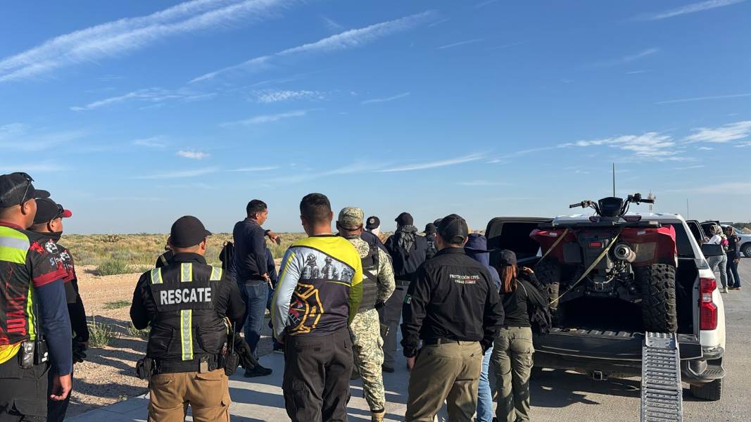 Rastrean área cercana al cruce de Jerónimo-Santa Teresa y el muro fronterizo en búsqueda de desparecidos