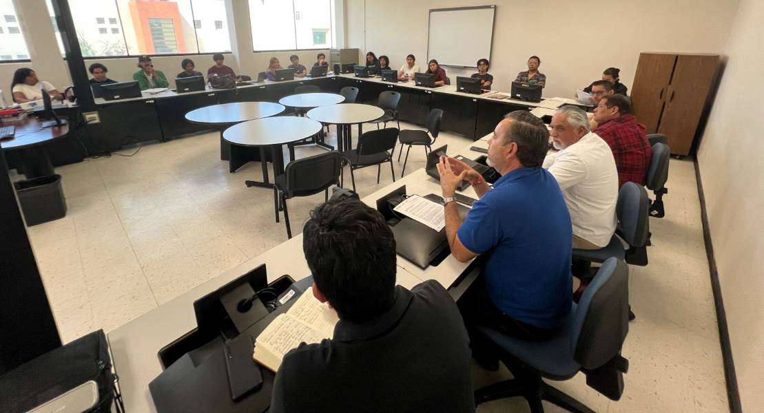 Estudiantes y autoridades de la UACJ dan seguimiento a demandas de transporte