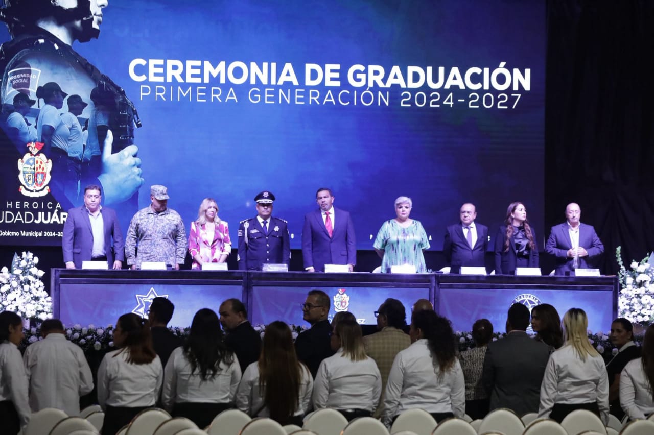 Gradúan 285 cadetes de la Academia de Policía.