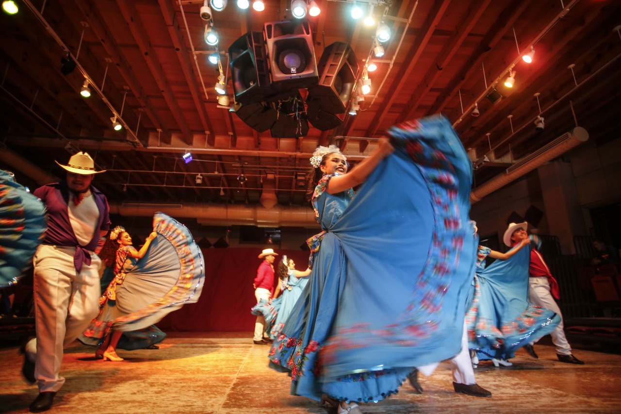 Presentan en el CMA espectáculo de danza “Toritos de México”