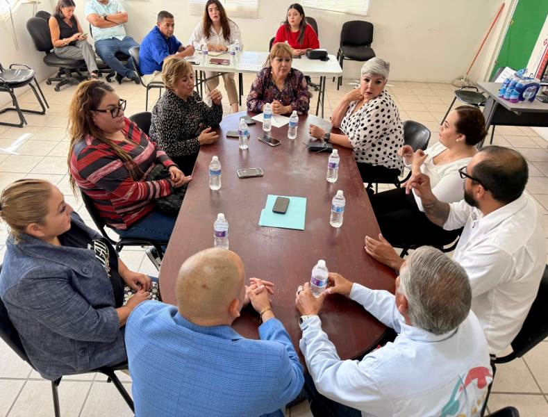 Realizan sesión de comisiones de Cabildo en el CEMATH