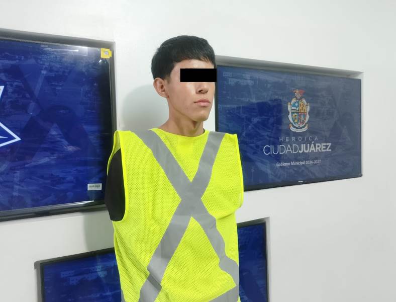 Detienen a joven con arma de fuego y marihuana; lo investigan por homicidio del domingo