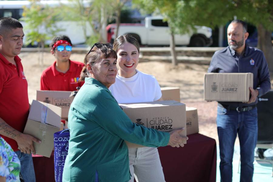 Lleva DIF servicios de salud y apoyos sociales a familias de la Gómez Morín