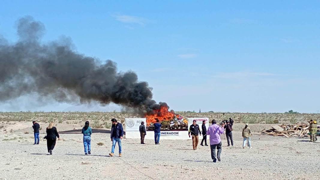 Incineran casi 2.8 toneladas de drogas aseguradas en Ciudad Juárez