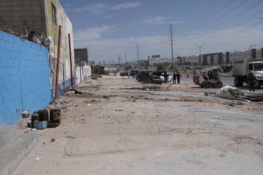Recuperan espacios públicos con operativo de Reordenamiento Urbano