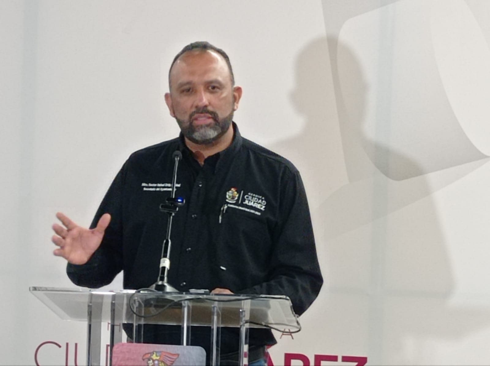 Comparte alcalde experiencias en la atención del flujo migratorio en foro internacional.