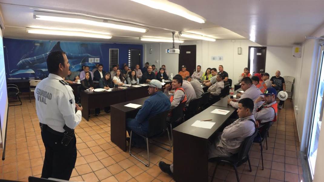 Capacita la JMAS a 934 empleados en “manejo a la defensiva”