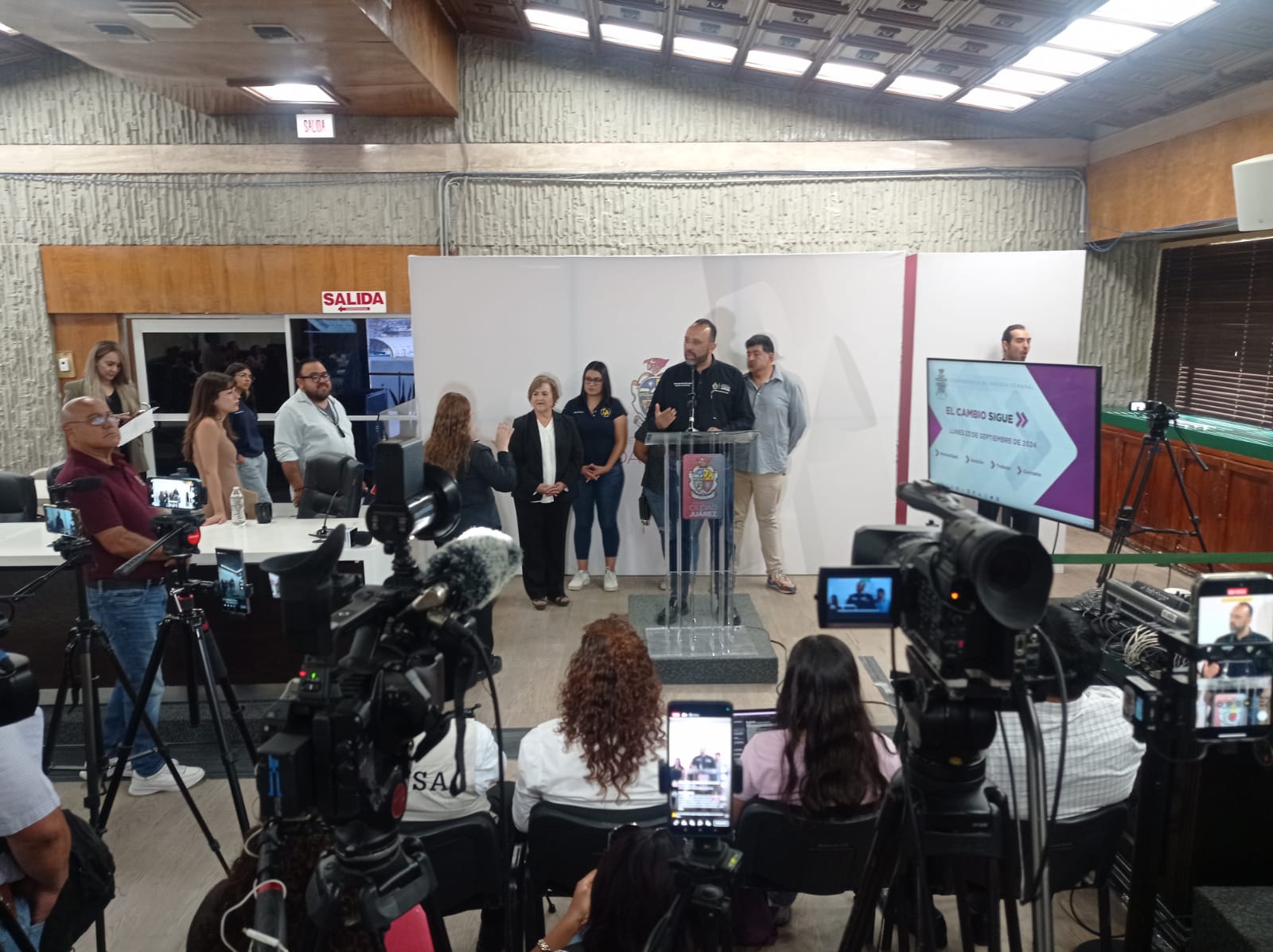 Llaman a la población a reflexionar sobre el Lenguaje de Señas Mexicanas.