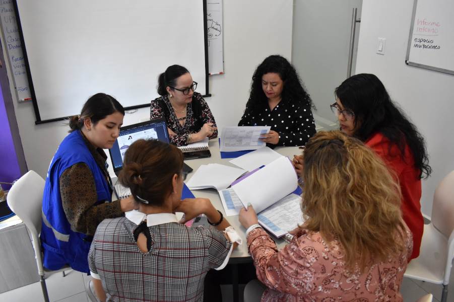 Brinda IMM acompañamiento a OIM para la orientación a mujeres migrantes víctimas de violencia