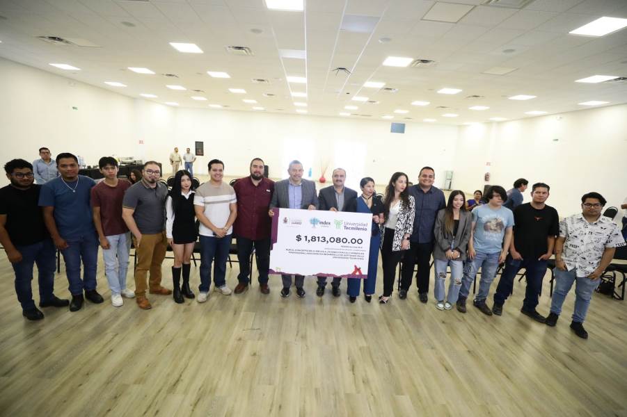 Entregan Index Juárez y el Gobierno Municipal apoyos al TecMilenio