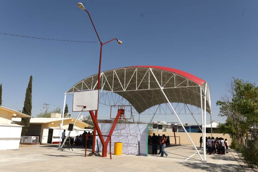 Entrega Presidente Pérez Cuéllar domo en la Escuela Primaria “Ricardo Flores Magón”