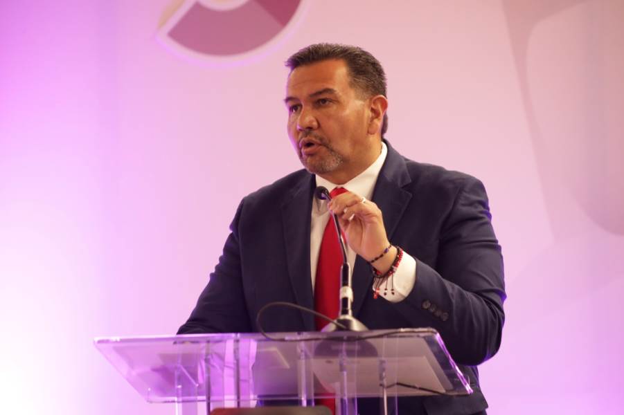 El reto es fortalecer la gestión ante el estado y la federación; Cruz durante entrega de informe.