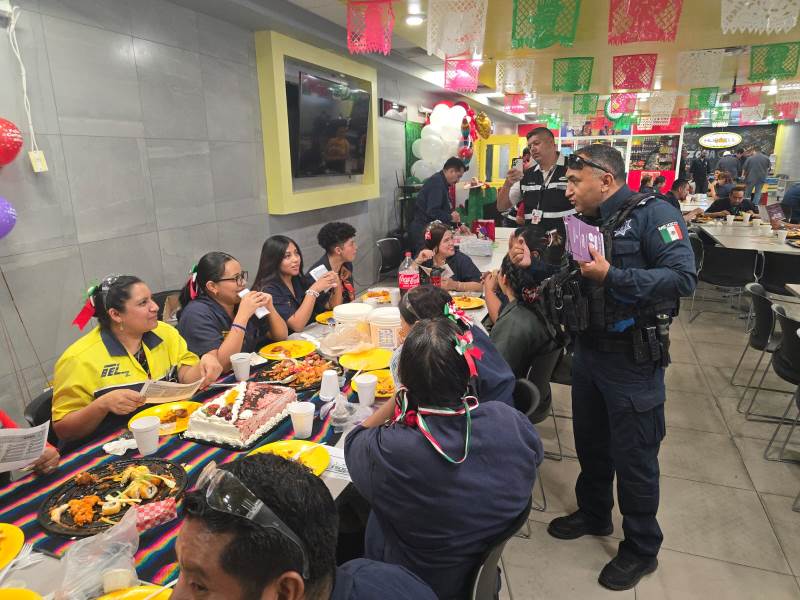 Mantiene la SSPM platicas de prevención en centros laborales