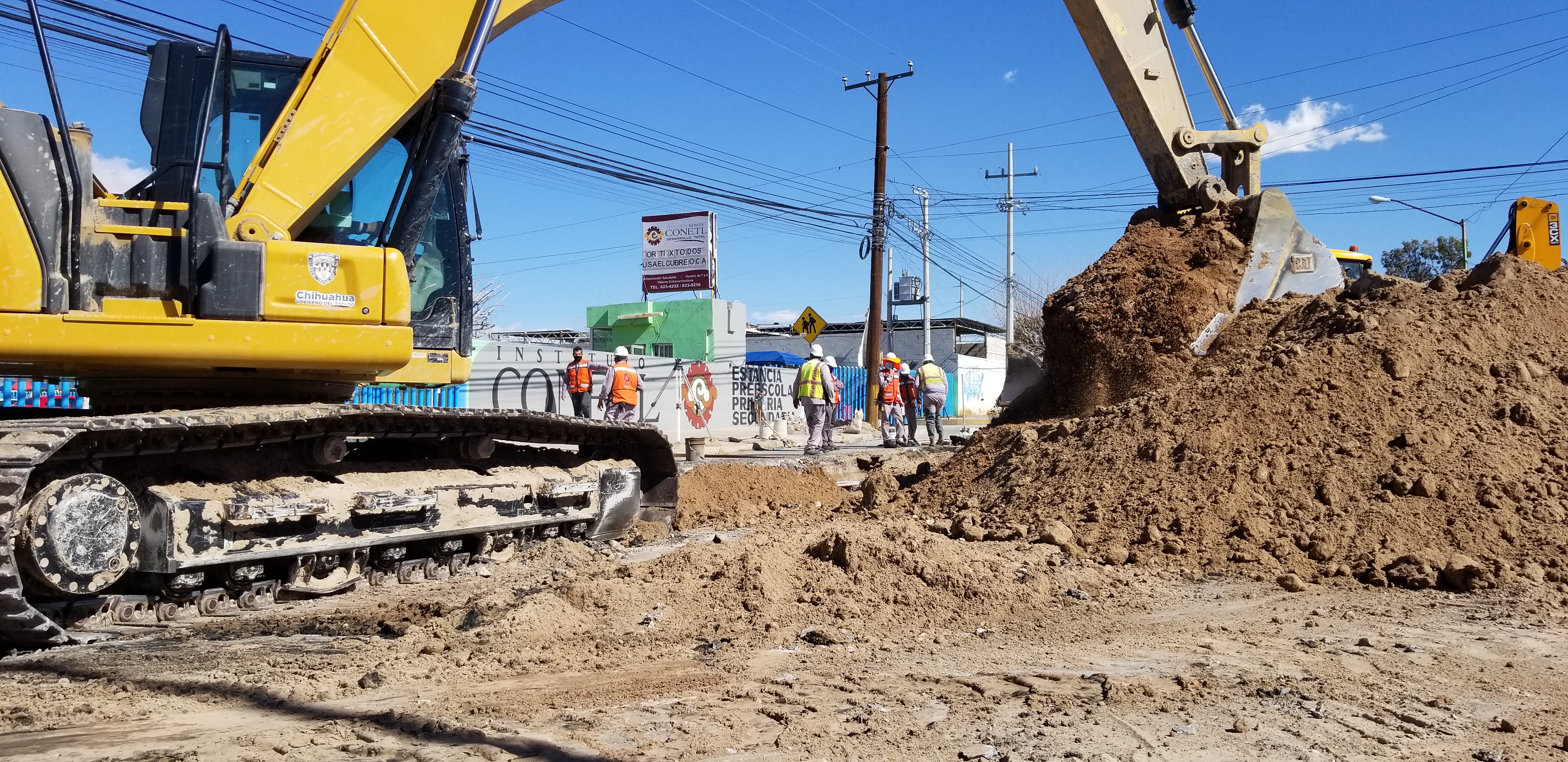 JMAS Juárez realiza reposición del colector Simona Barba