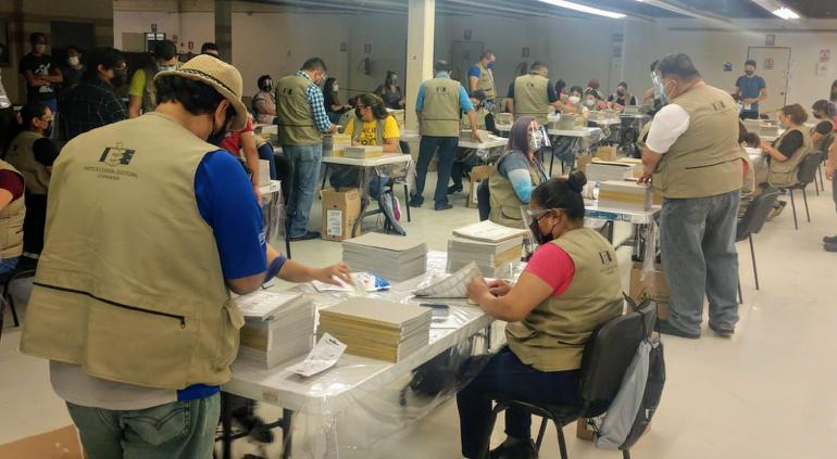 Aprueba IEE la logística de conteo, sellado y agrupamiento de boletas electorales y entrega de paquetes electorales