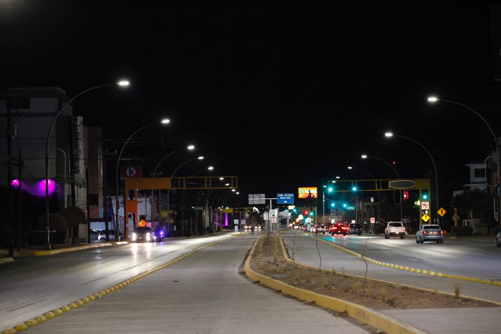Avanza Gobierno Municipal en instalación de luminarias